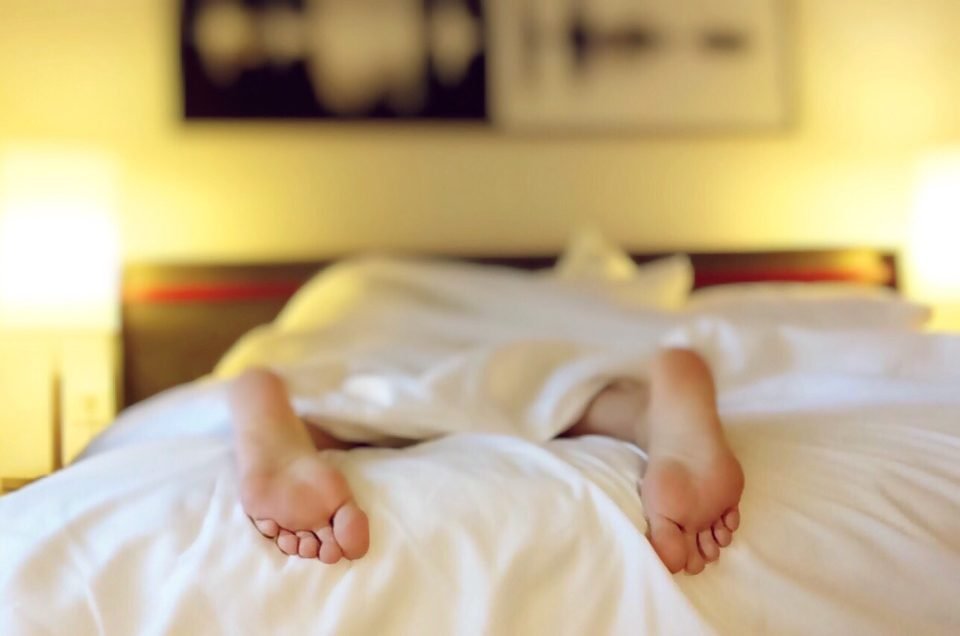 Έλλειψη ύπνου: σε ποια περιοριστική πεποίθηση οδηγεί; - έλλειψη ύπνου