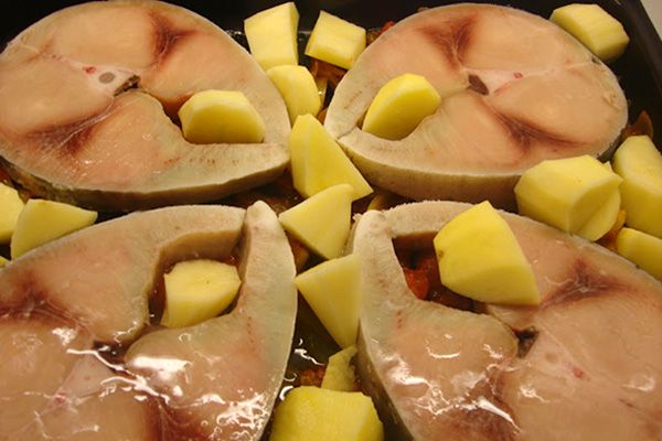 Λεμονάτος ξιφίας με πατάτες - Λεμονάτος ξιφίας